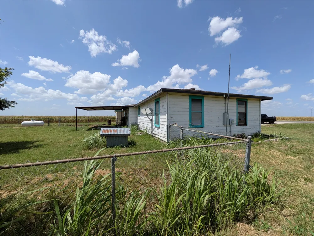 1401 Highway 95 Highway Granger, TX 76530