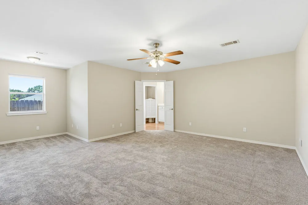 1204 Applewood Drive E Burnet, TX 78611