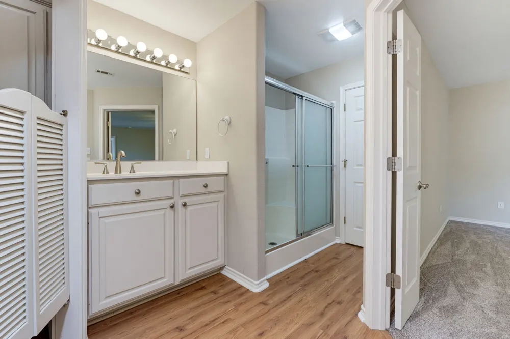 1204 Applewood Drive E Burnet, TX 78611