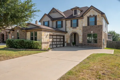 18724 Star Gazer Way
