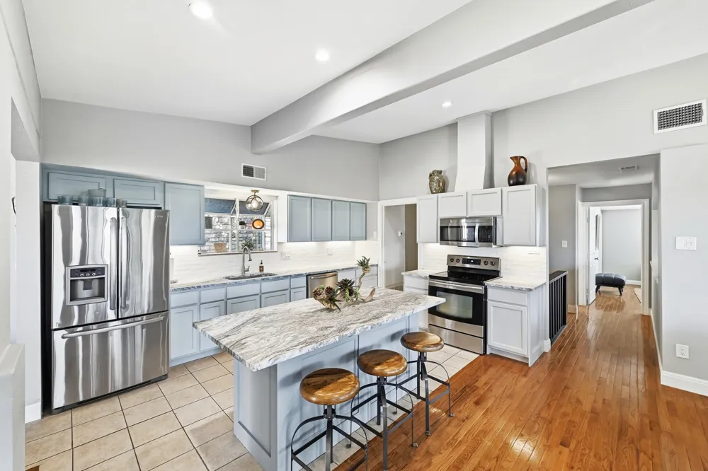 134 SAILFISH Lakeway, TX 78734