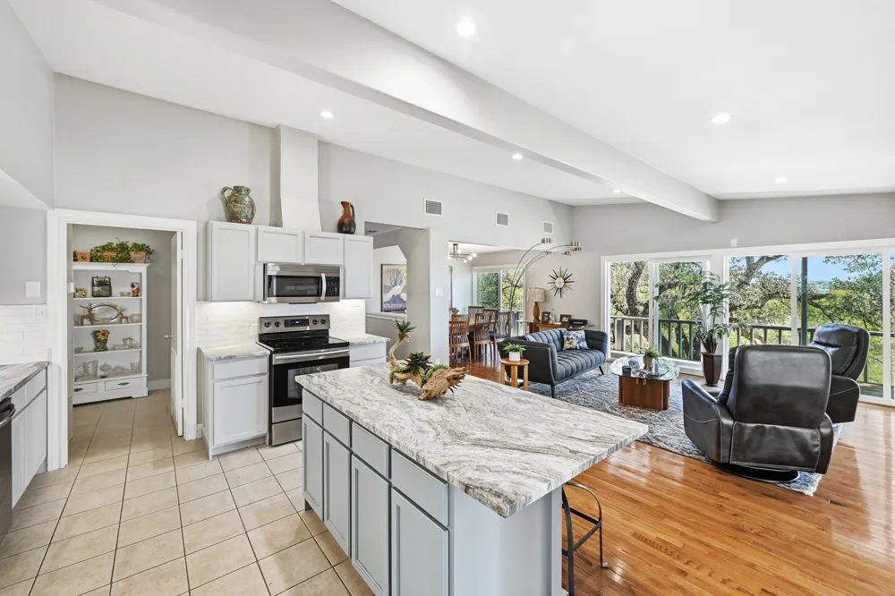 134 SAILFISH Lakeway, TX 78734
