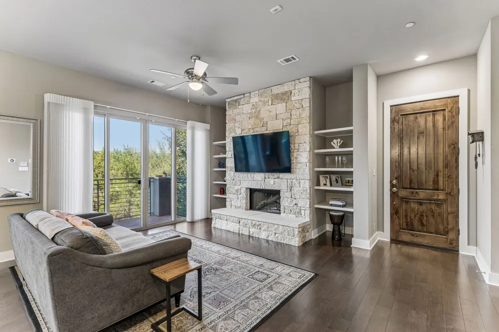 8110 Ranch Road 2222 Road #61 Austin, TX 78730