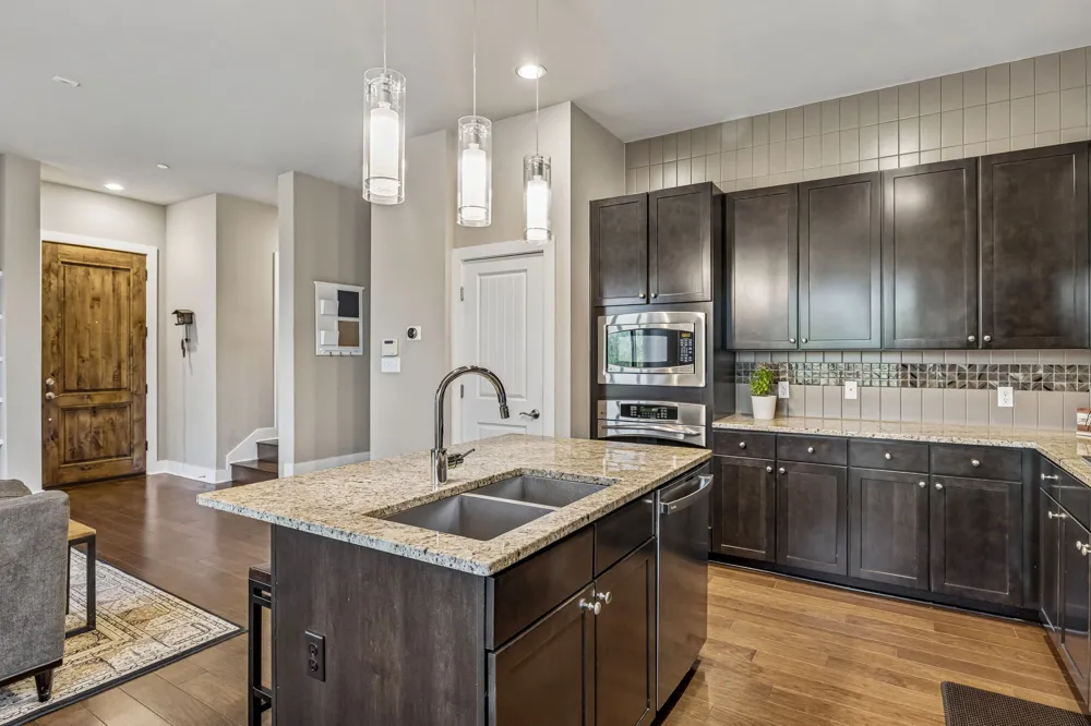 8110 Ranch Road 2222 Road #61 Austin, TX 78730