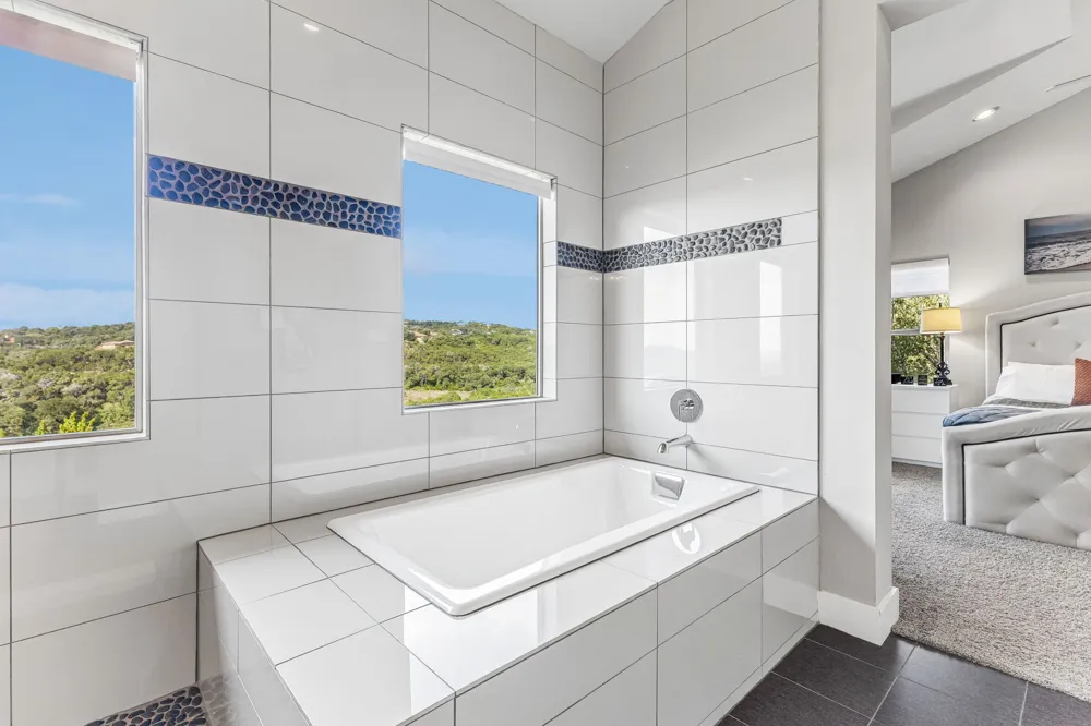 8110 Ranch Road 2222 Road #61 Austin, TX 78730