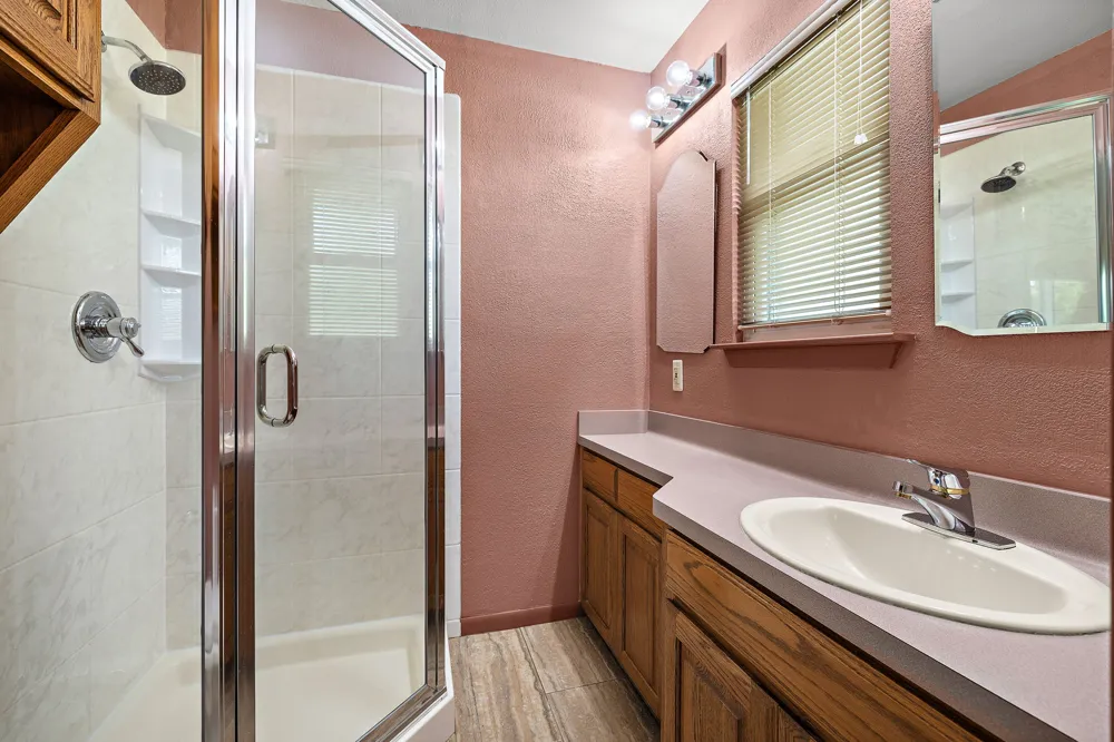10608 Denell Circle Austin, TX 78753