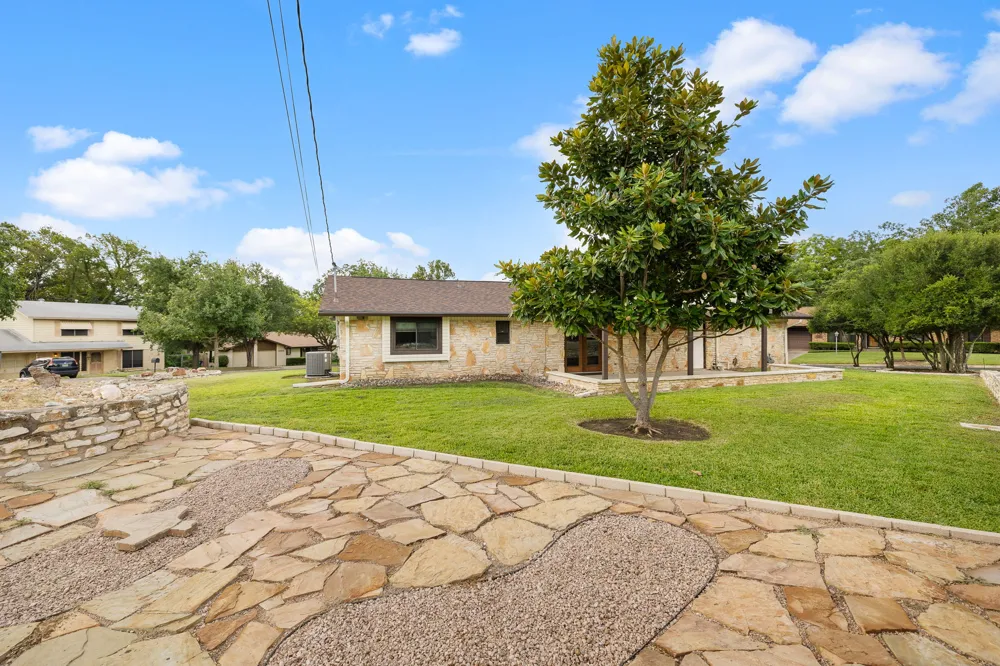10608 Denell Circle Austin, TX 78753