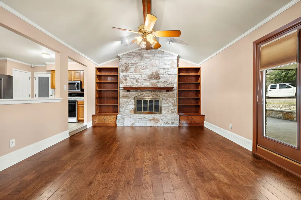 10608 Denell Circle Austin, TX 78753