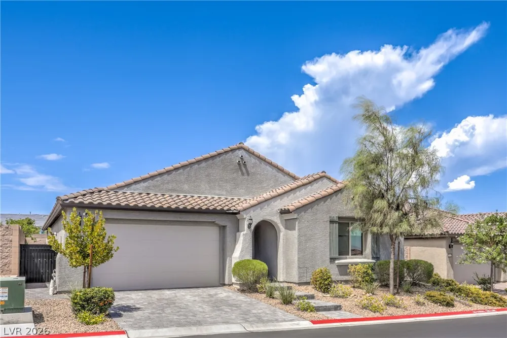 9952 Pine Trail Avenue Las Vegas, NV 89166