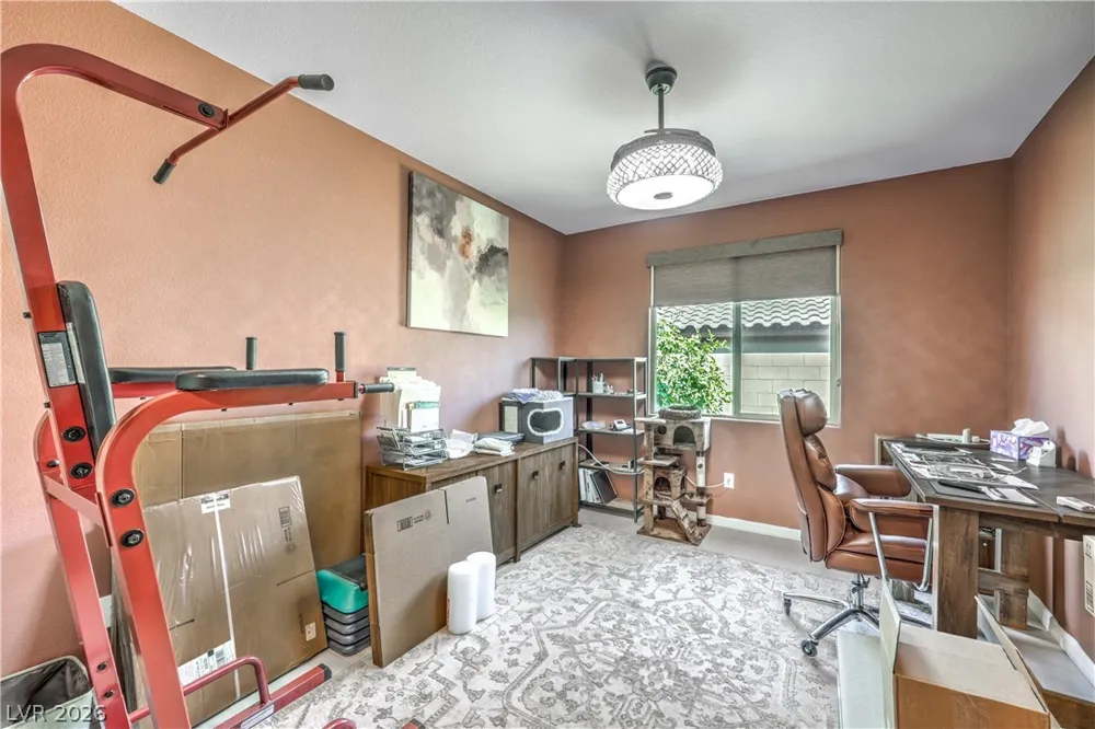 9952 Pine Trail Avenue Las Vegas, NV 89166