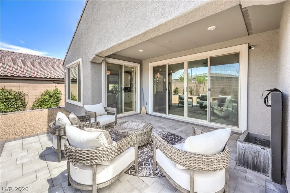 9952 Pine Trail Avenue Las Vegas, NV 89166