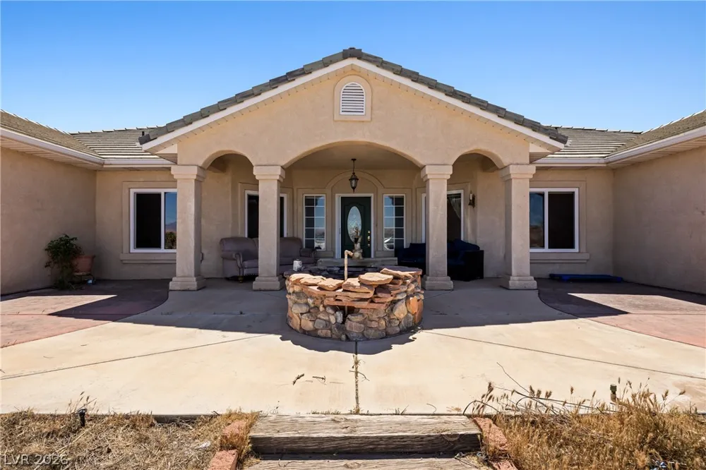 683 W Ingram Avenue Overton, NV 89040