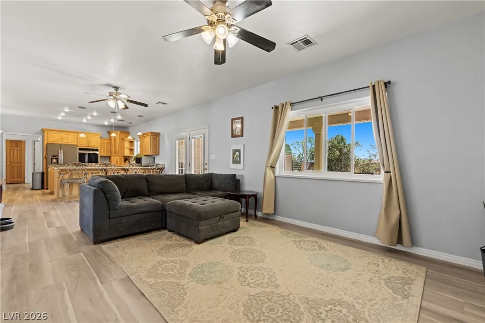 683 W Ingram Avenue Overton, NV 89040