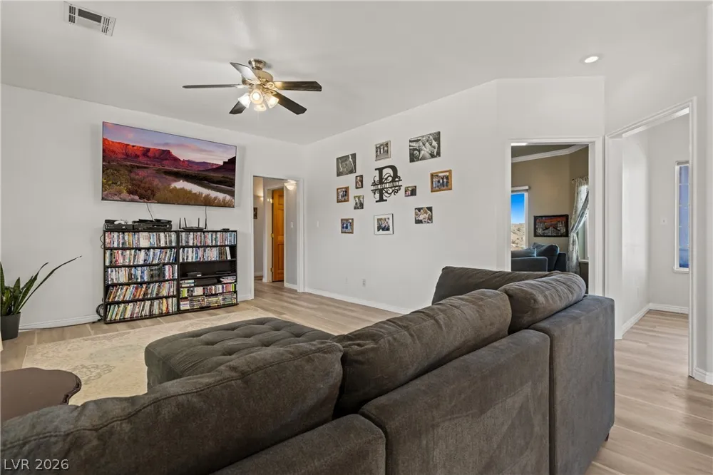 683 W Ingram Avenue Overton, NV 89040