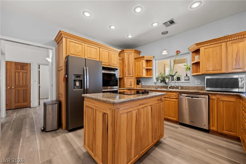 683 W Ingram Avenue Overton, NV 89040