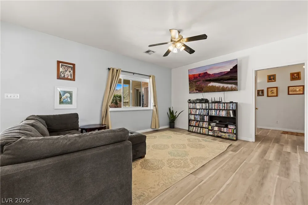 683 W Ingram Avenue Overton, NV 89040