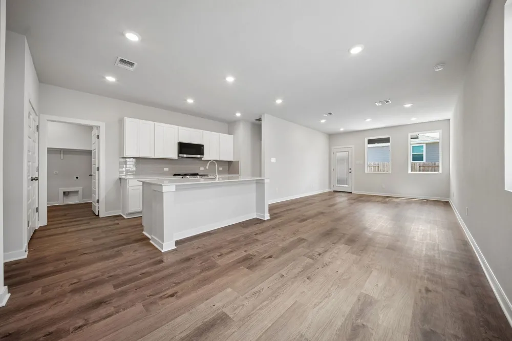 156 Hornet Street Elgin, TX 78621
