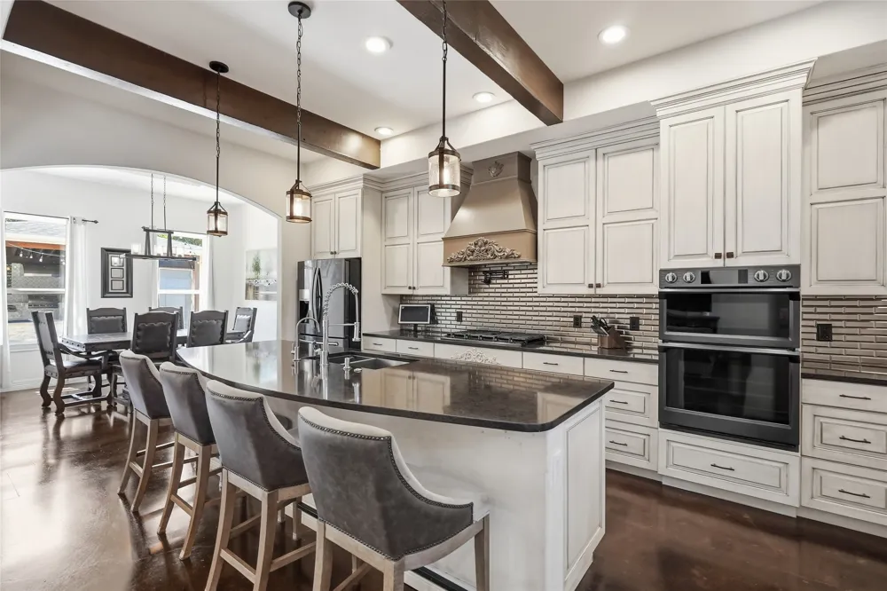 303 Mustang Avenue Cedar Park, TX 78613