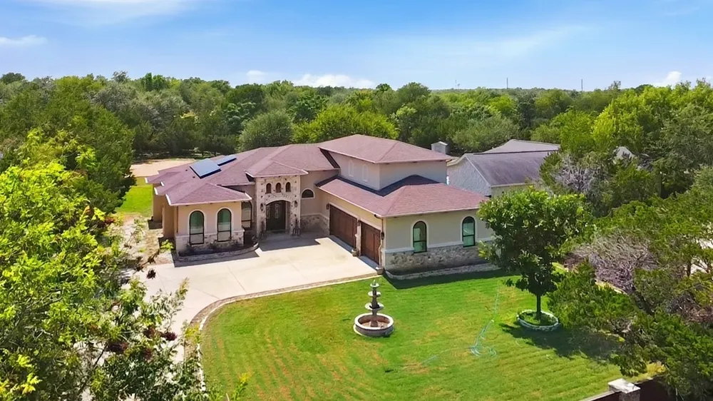 303 Mustang Avenue Cedar Park, TX 78613