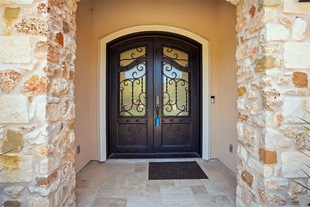 303 Mustang Avenue Cedar Park, TX 78613