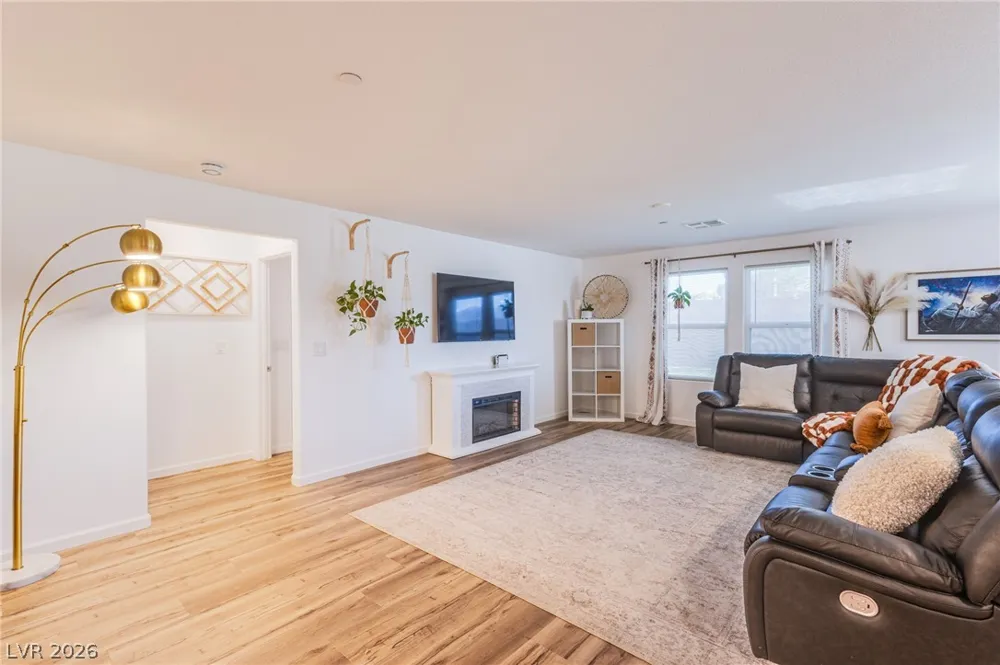 505 Turtleback Falls Avenue Indian Springs, NV 89018