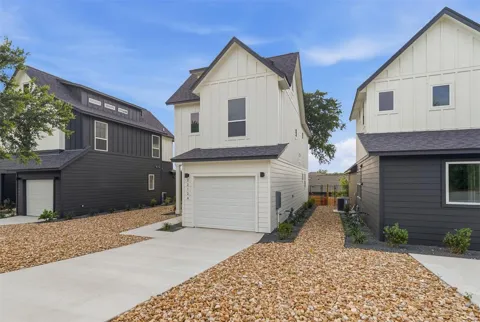 2212 Yellow Jacket Lane #1