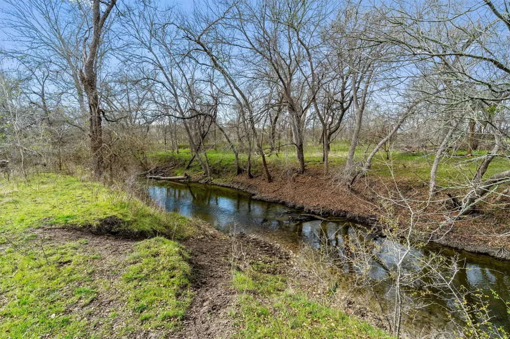 Rolling Ridge Road Lockhart, TX 78644