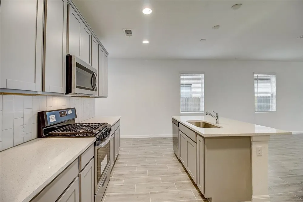 117 Lacey Oak Loop San Marcos, TX 78666