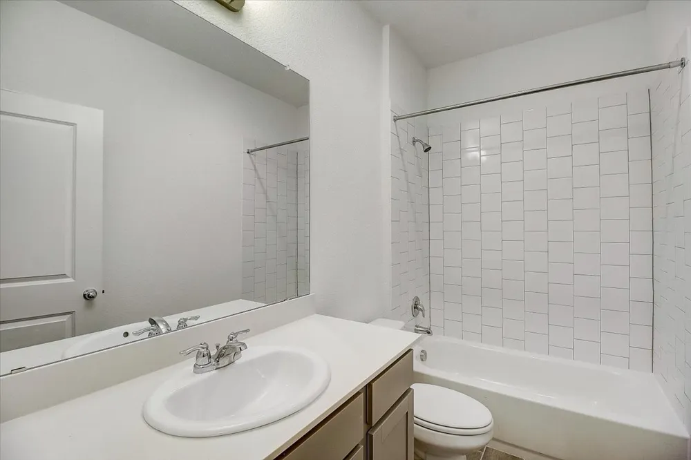 117 Lacey Oak Loop San Marcos, TX 78666