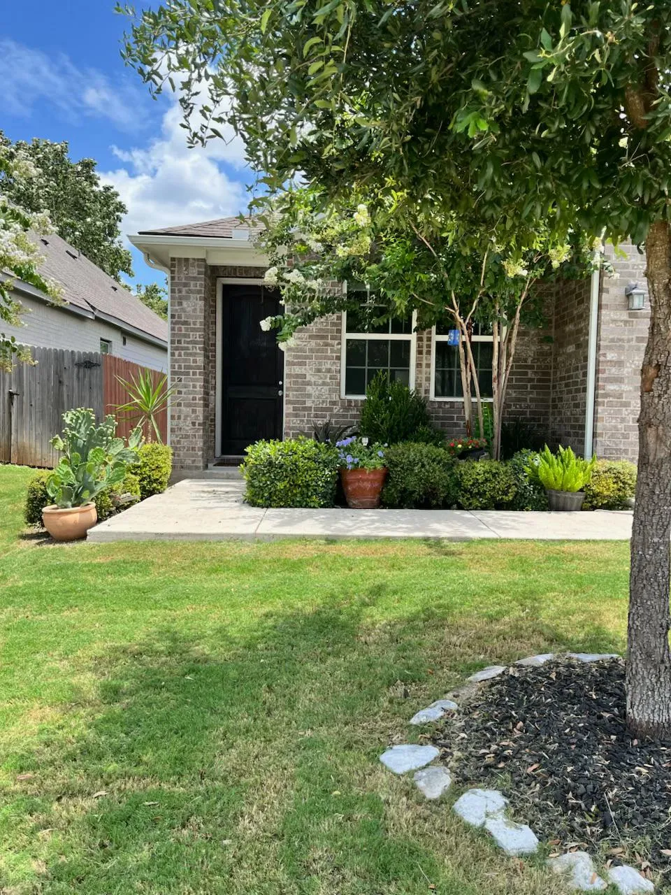 117 Lacey Oak Loop San Marcos, TX 78666