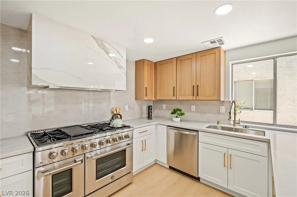 3033 Misty Harbour Drive Las Vegas, NV 89117