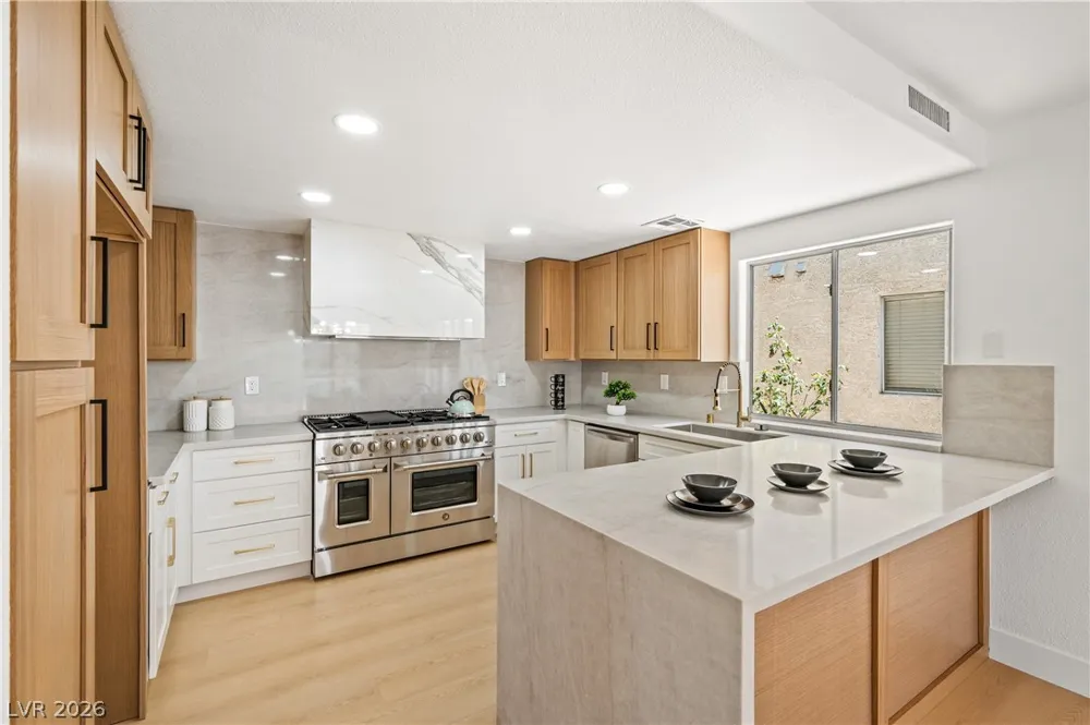 3033 Misty Harbour Drive Las Vegas, NV 89117