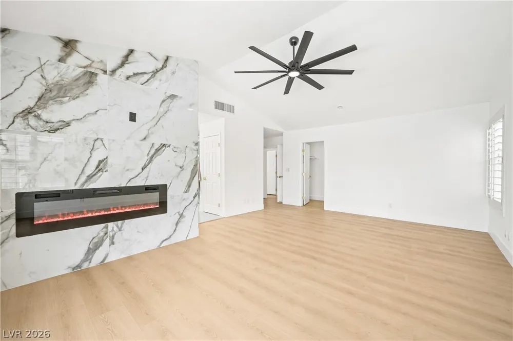 3033 Misty Harbour Drive Las Vegas, NV 89117