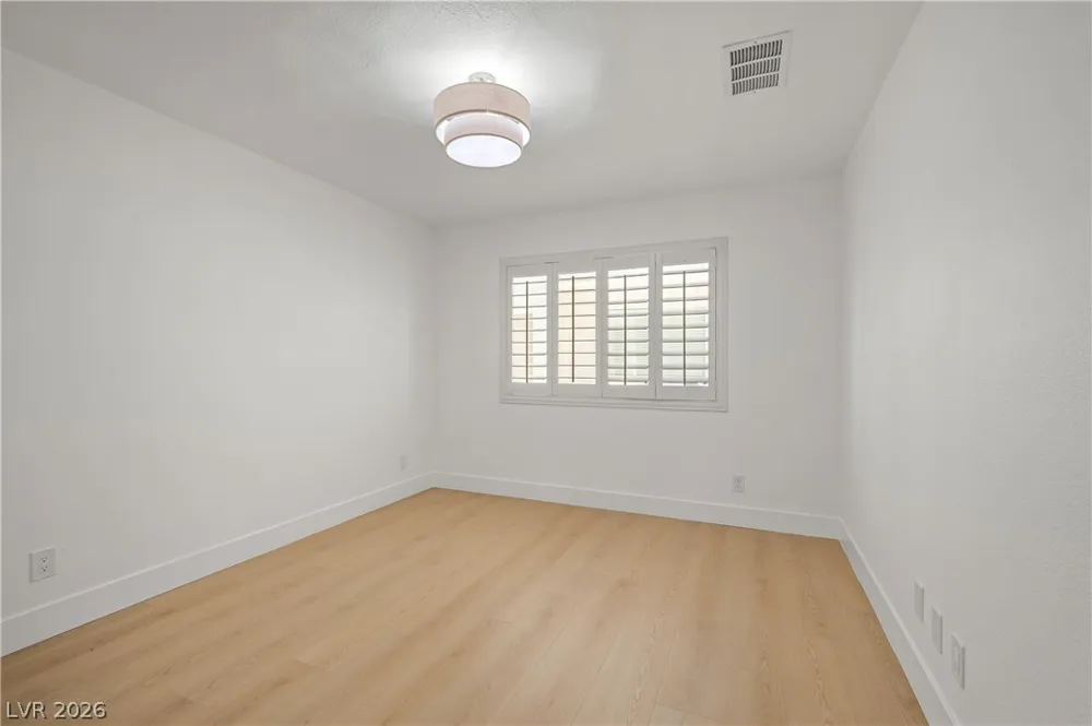 3033 Misty Harbour Drive Las Vegas, NV 89117