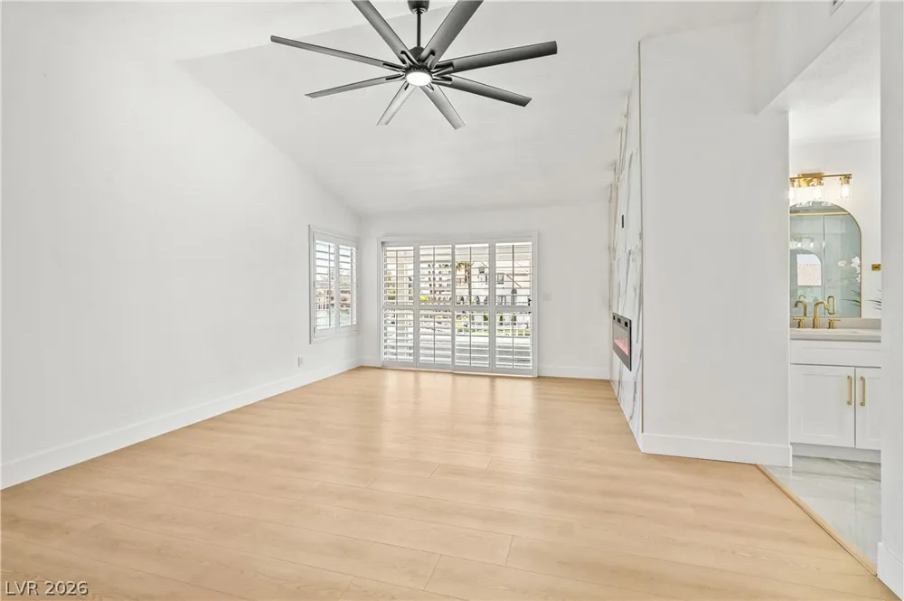 3033 Misty Harbour Drive Las Vegas, NV 89117