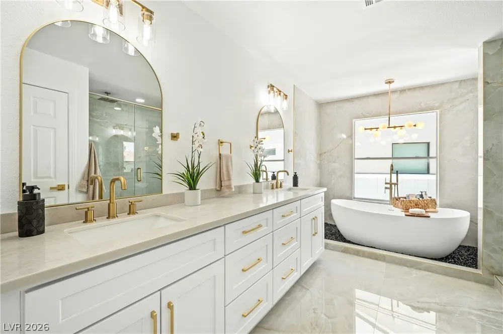 3033 Misty Harbour Drive Las Vegas, NV 89117