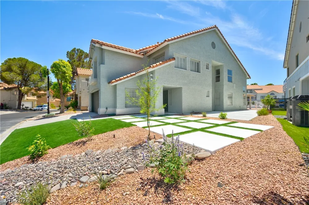 3033 Misty Harbour Drive Las Vegas, NV 89117