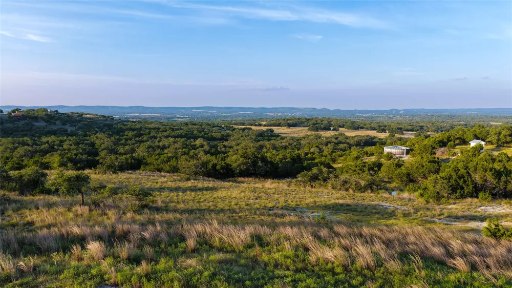 95 Big Sky Blanco, TX 78606