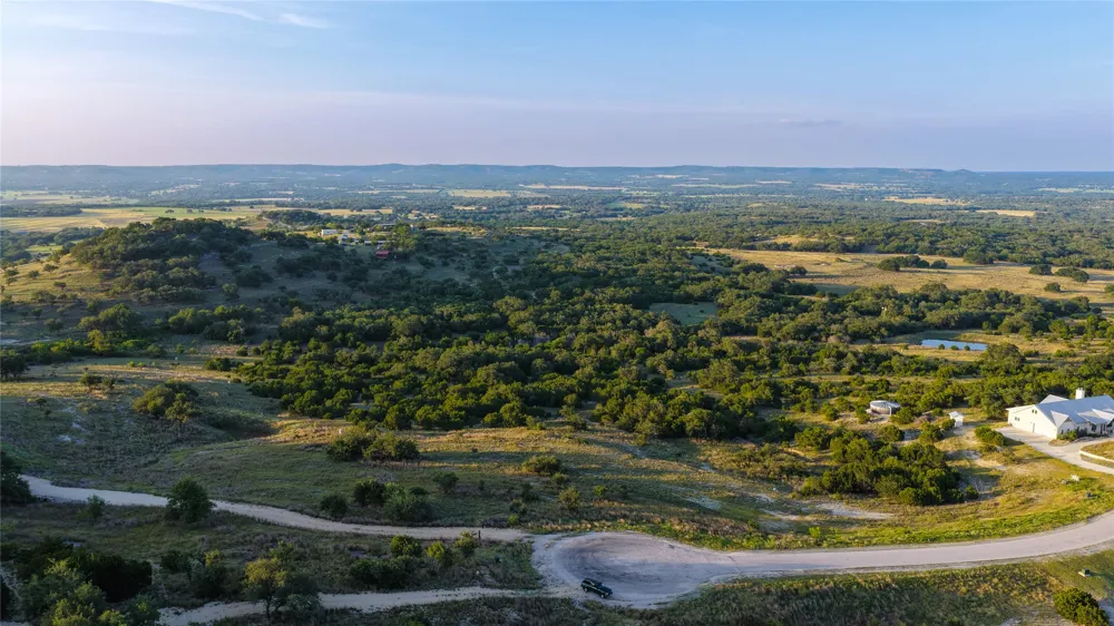 95 Big Sky Blanco, TX 78606