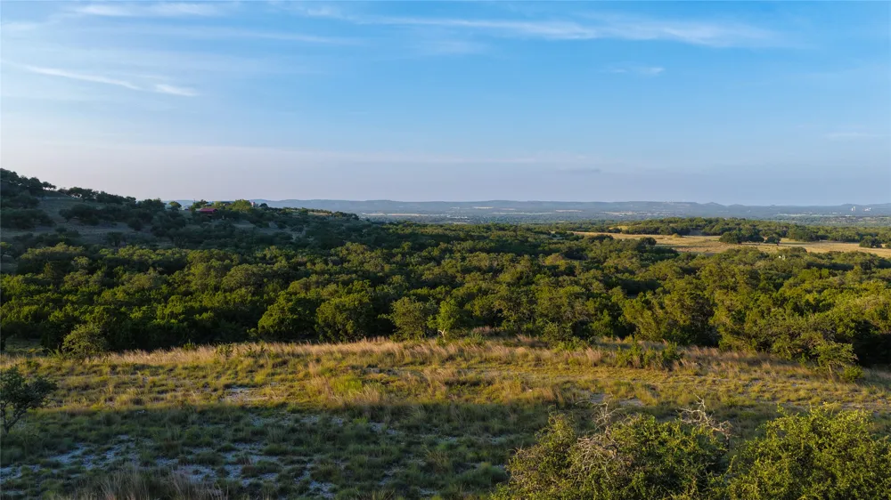 95 Big Sky Blanco, TX 78606
