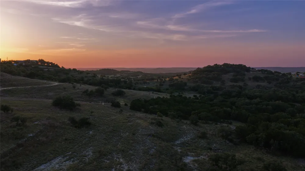 95 Big Sky Blanco, TX 78606