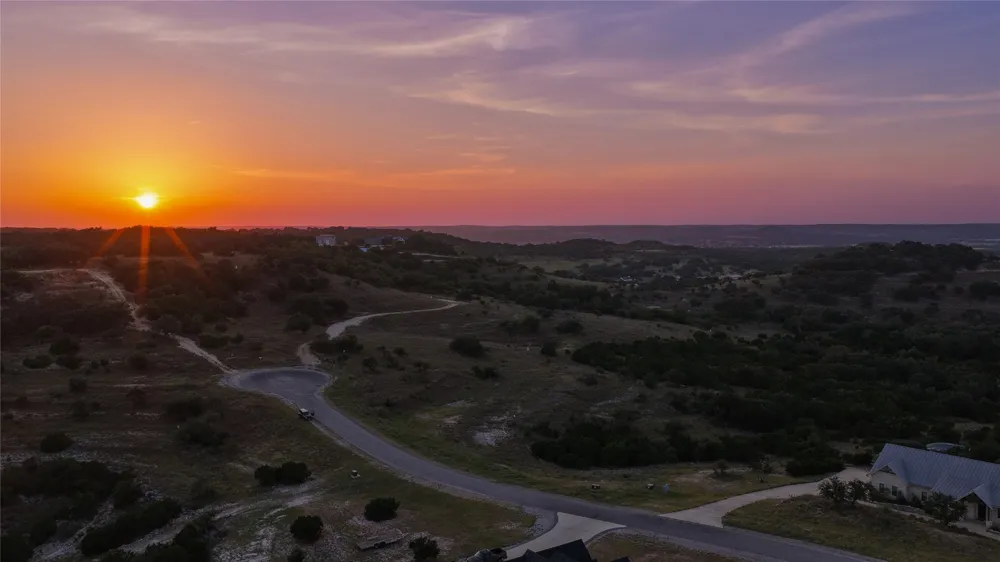 95 Big Sky Blanco, TX 78606