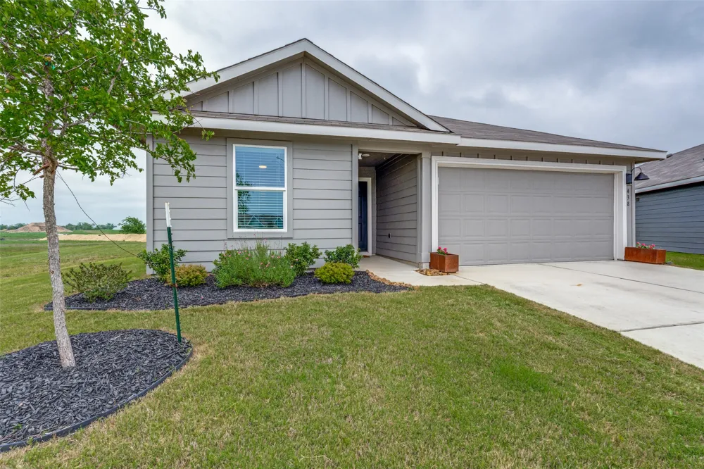 438 KAYDEN Point New Braunfels, TX 78130