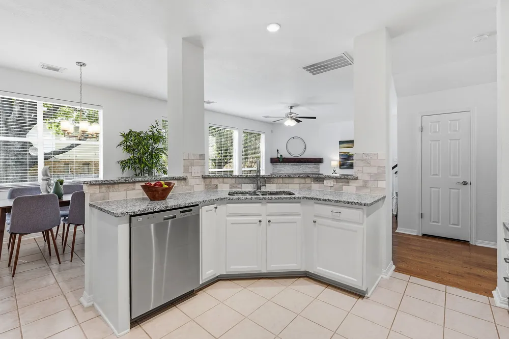 13425 Equestrian Cove Austin, TX 78727
