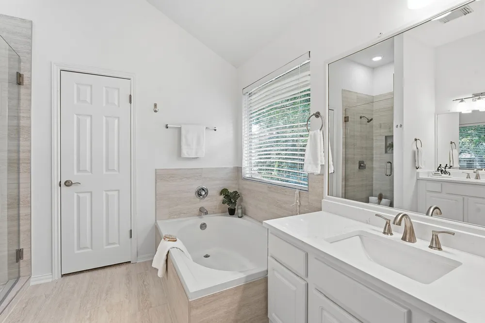 13425 Equestrian Cove Austin, TX 78727