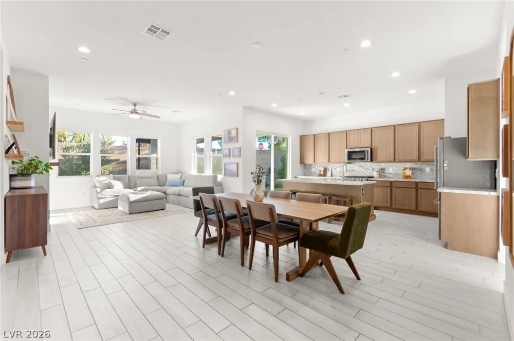 9999 Skye Gazer Avenue Las Vegas, NV 89166