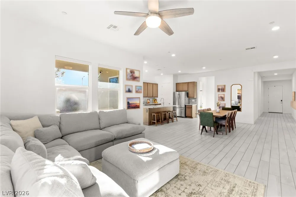 9999 Skye Gazer Avenue Las Vegas, NV 89166