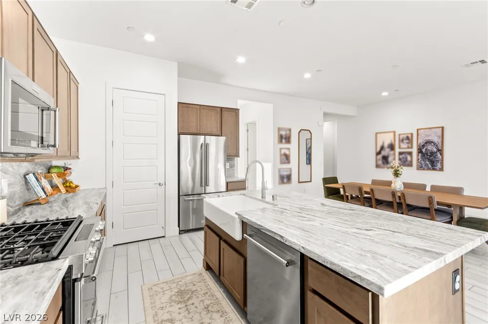 9999 Skye Gazer Avenue Las Vegas, NV 89166