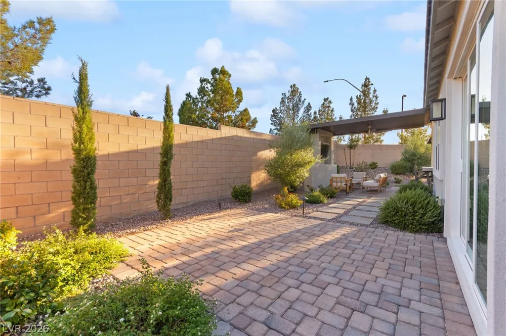 9999 Skye Gazer Avenue Las Vegas, NV 89166
