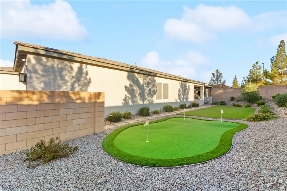 9999 Skye Gazer Avenue Las Vegas, NV 89166